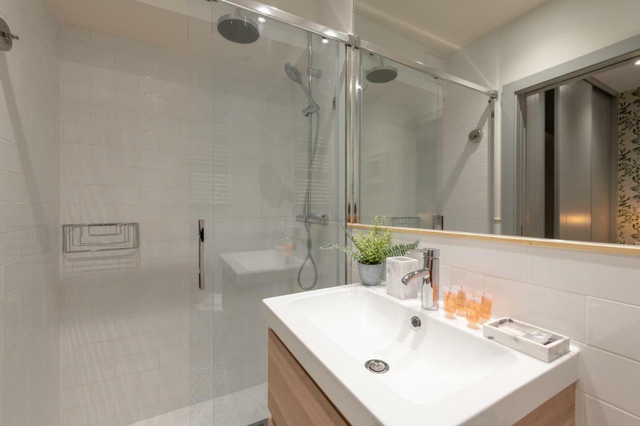 Sophisticated Brand New Flat Apartman Madrid Kültér fotó
